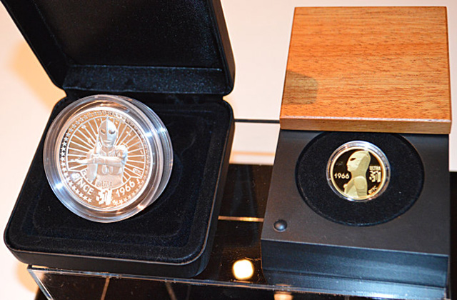 ウルトラマンシリーズ放送開始50年記念コイン