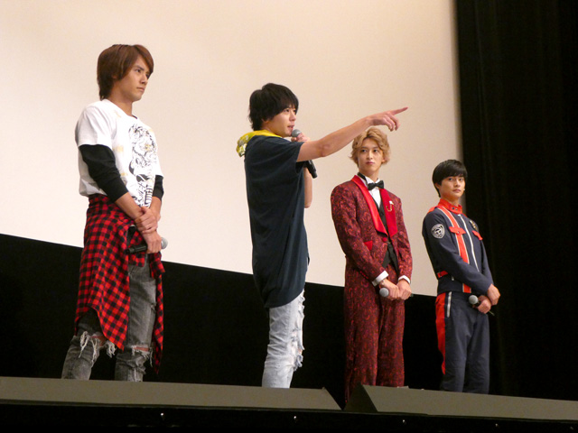 劇場版 仮面ライダービルド Be The One 快盗戦隊ルパンレンジャーVS警察戦隊パトレンジャー en film