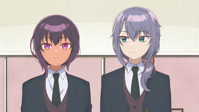 最近雇ったメイドが怪しい