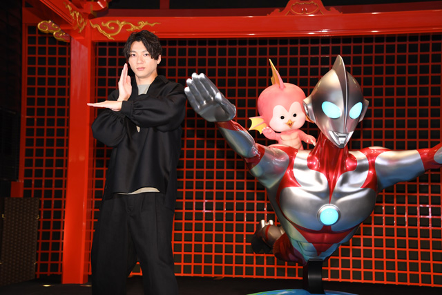 ULTRAMAN TO THE WORLD HANEDA AIRPORT
