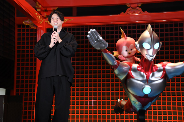 ULTRAMAN TO THE WORLD HANEDA AIRPORT