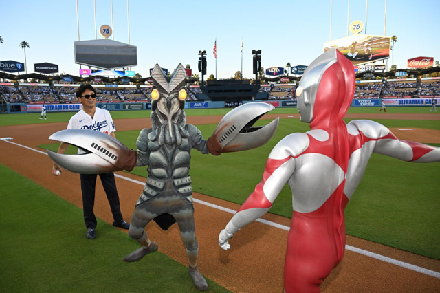 ウルトラマン