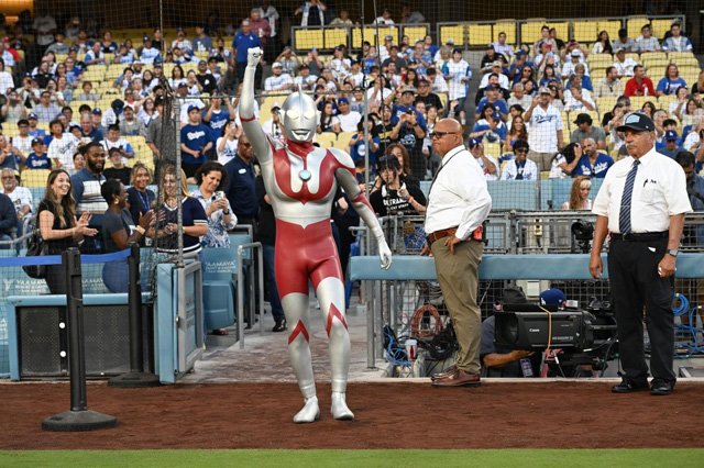 ウルトラマン