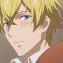 『聖女の魔力は万能です Season2』第10話 ホーク領の市場ではしゃぐセイを、眩しそうに見つめるアルベルト